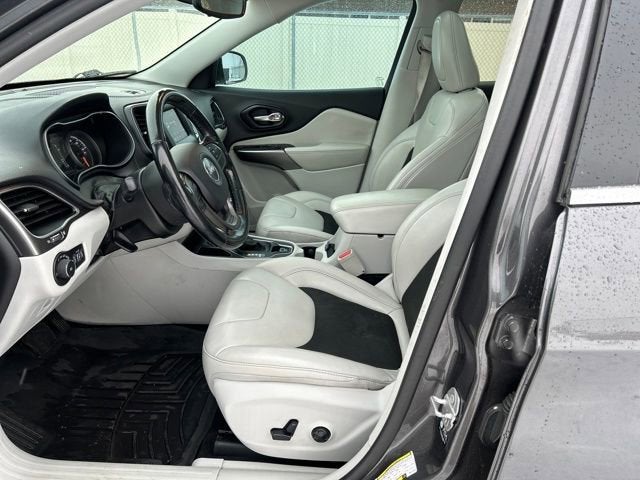 2021 Jeep Cherokee Latitude Plus FWD