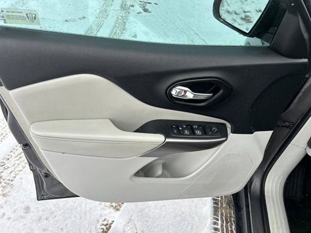 2021 Jeep Cherokee Latitude Plus FWD