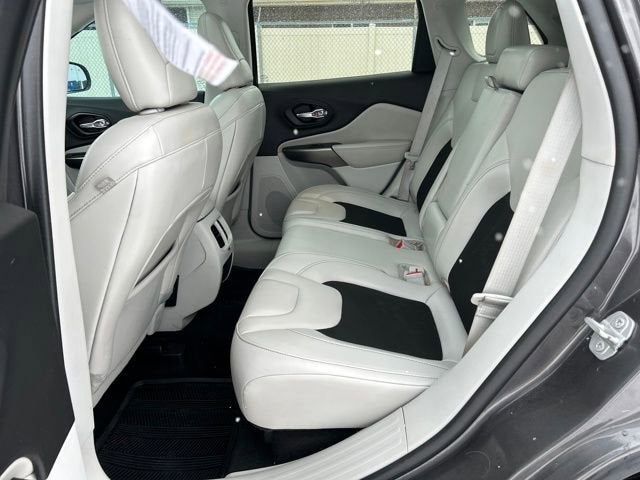 2021 Jeep Cherokee Latitude Plus FWD