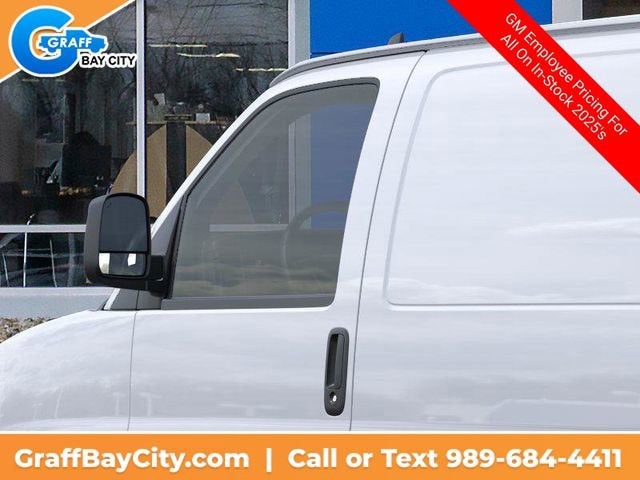 2025 Chevrolet Express Cargo 3500 WT