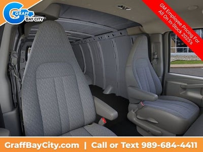 2025 Chevrolet Express Cargo 3500 WT
