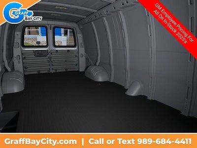 2025 Chevrolet Express Cargo 3500 WT