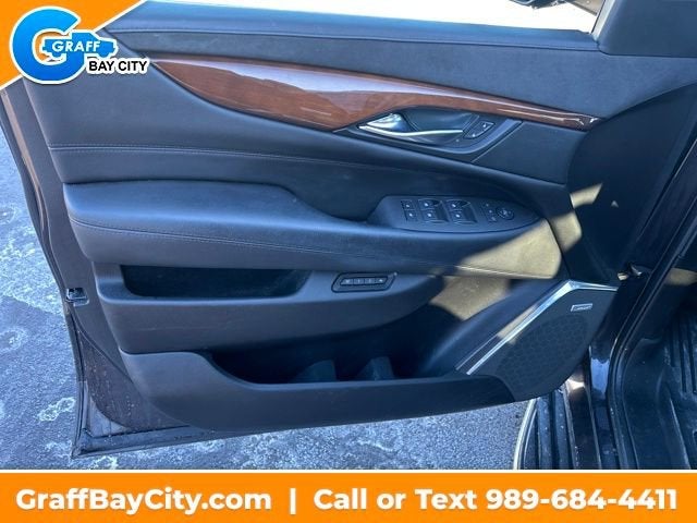 2017 Cadillac Escalade ESV Luxury