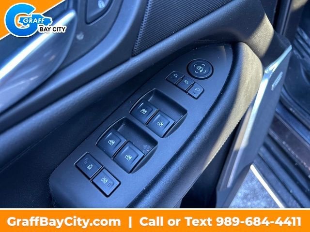 2017 Cadillac Escalade ESV Luxury