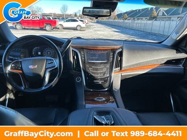 2017 Cadillac Escalade ESV Luxury