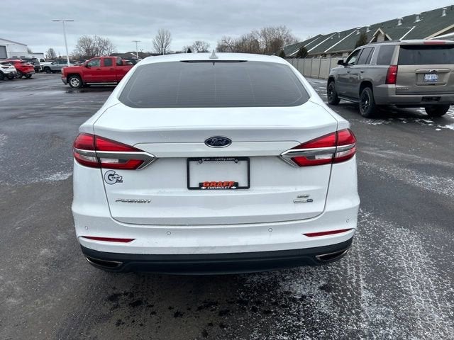 2020 Ford Fusion SE