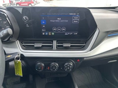 2025 Chevrolet Trax LS