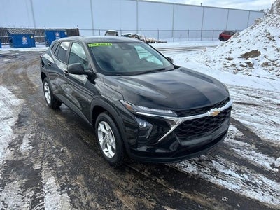 2025 Chevrolet Trax LS