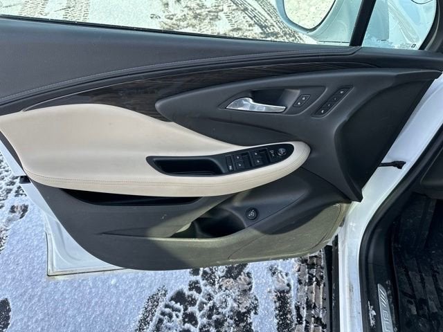 2020 Buick Envision Essence Group